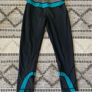 Lululemon cropped leggings